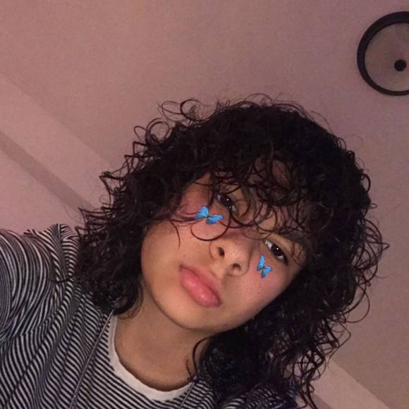 Meet your Posher, Kristal - Picture 1 of 1